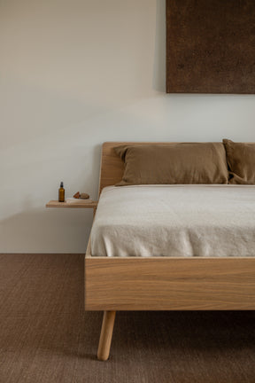 Basket bed licht eiken