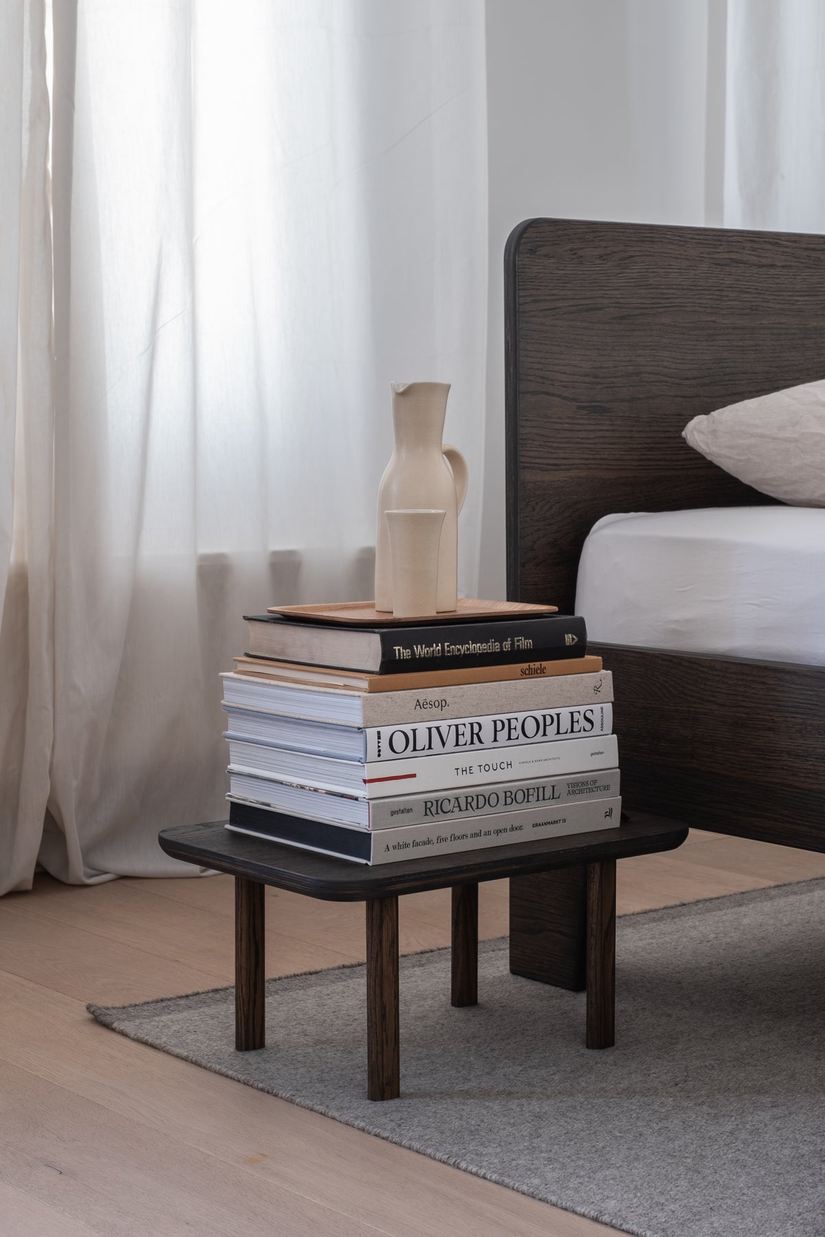 Stapelbaar meubel Piled donker eiken